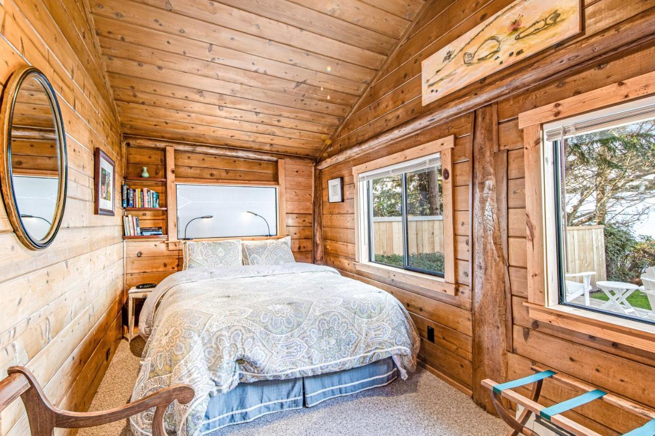 Cozy By The Sea * Langley
